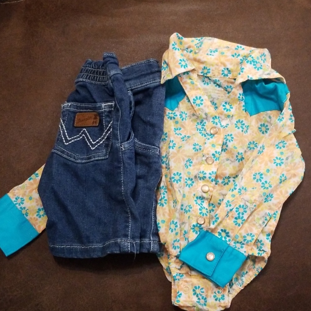 Wrangler onesie and shorts